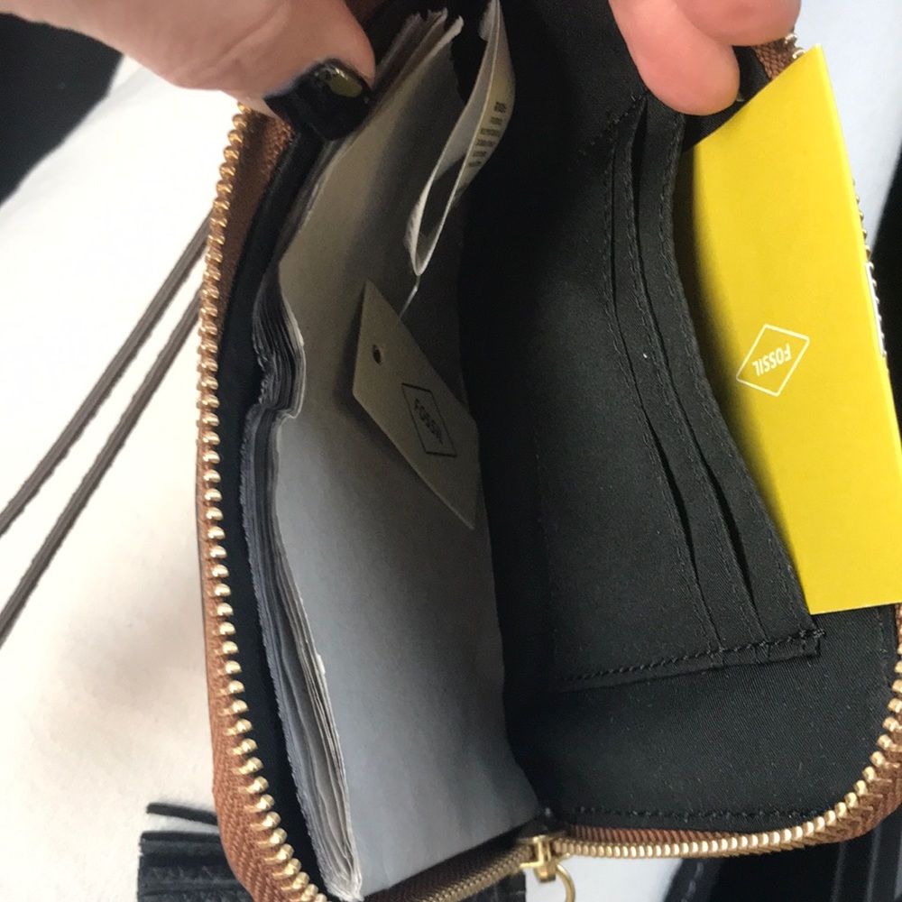 Fossil Tara-Brown Wristlet W/Black Leather Tassel - Picture 5 of 8